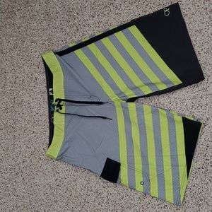 NWOT OP Flex 4- Way Stretch Surf Swim Shorts Boardshorts
